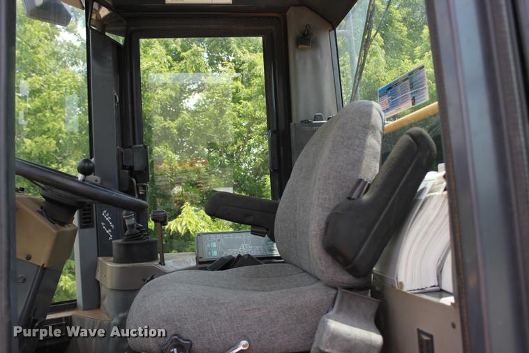 image for item L3208 1998 Case 921B wheel loader