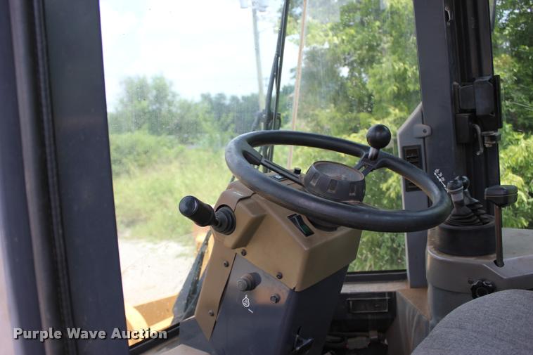 image for item L3208 1998 Case 921B wheel loader