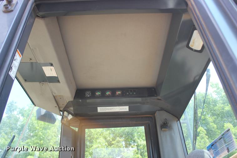 image for item L3208 1998 Case 921B wheel loader