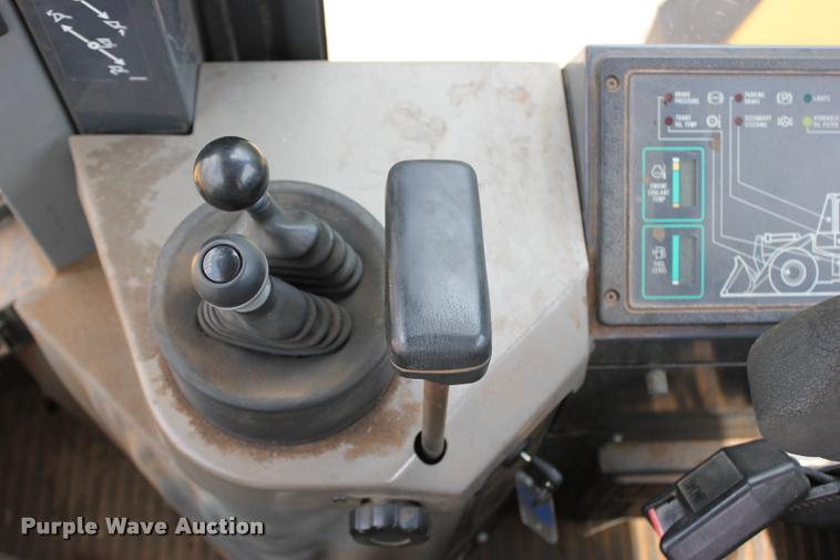 image for item L3208 1998 Case 921B wheel loader