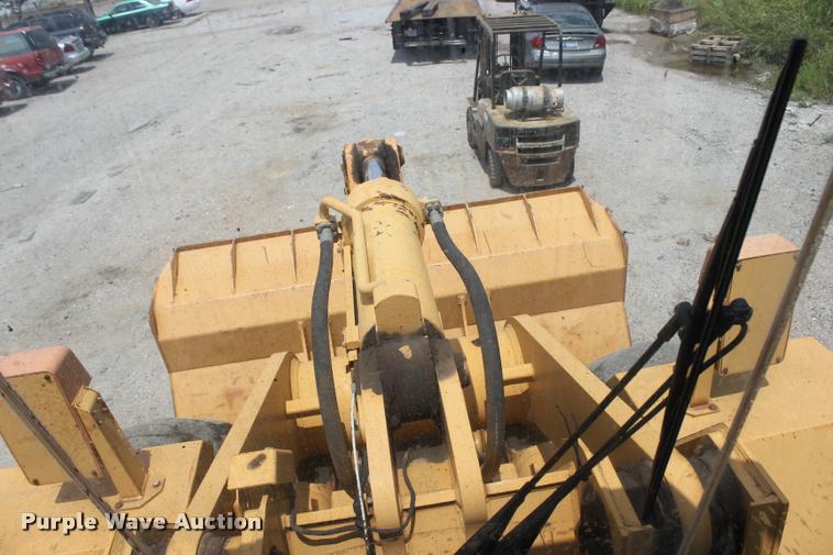 image for item L3208 1998 Case 921B wheel loader