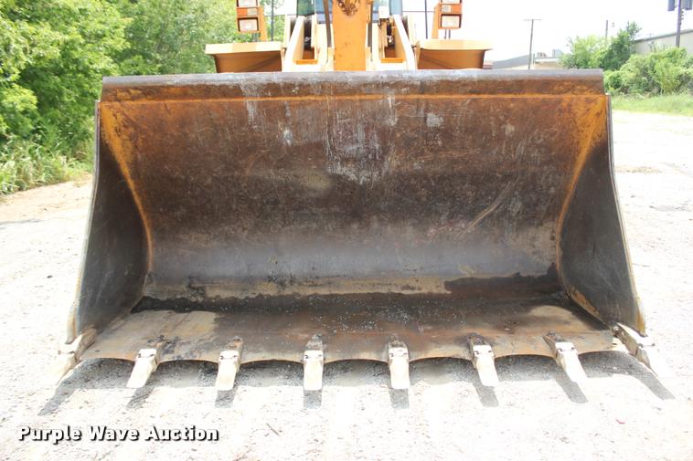 image for item L3208 1998 Case 921B wheel loader
