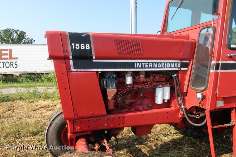 image for item BV9168 International 1566 tractor