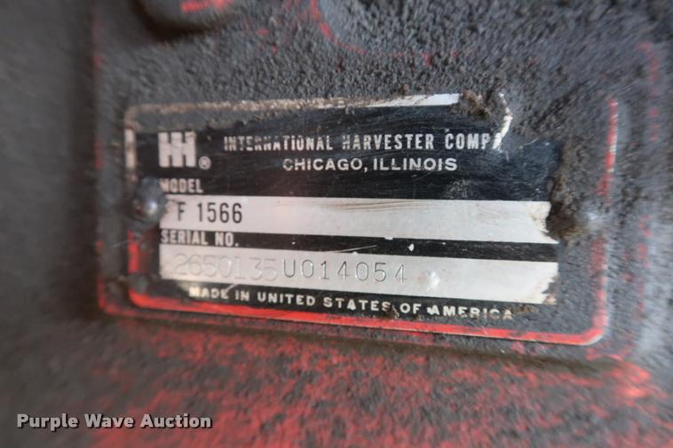 image for item BV9168 International 1566 tractor