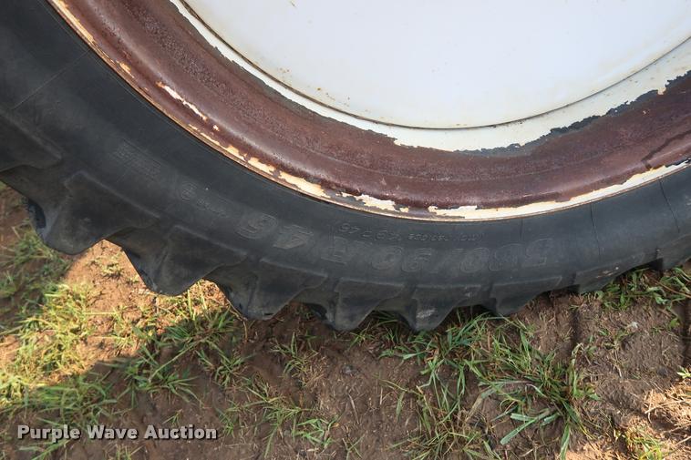 image for item BV9169 1995 Ag-Chem RoGator 844 self-propelled sprayer