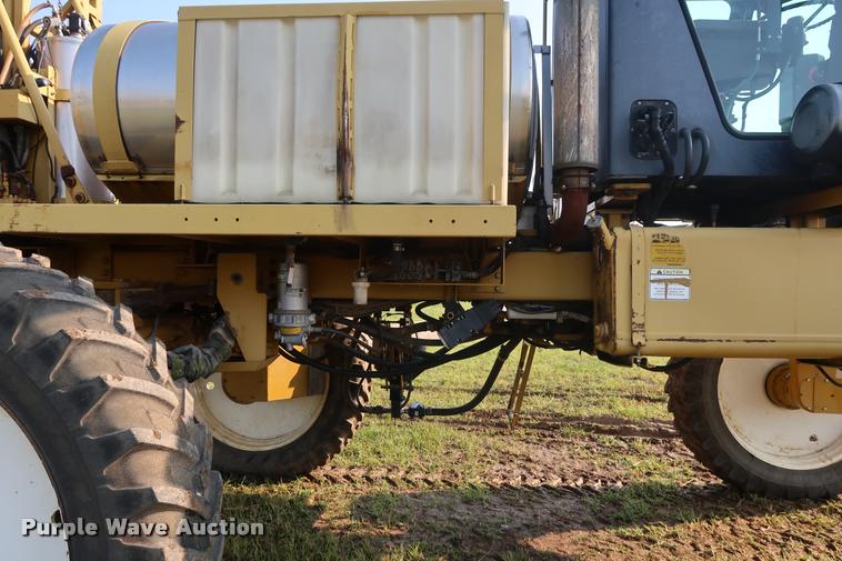 image for item BV9169 1995 Ag-Chem RoGator 844 self-propelled sprayer