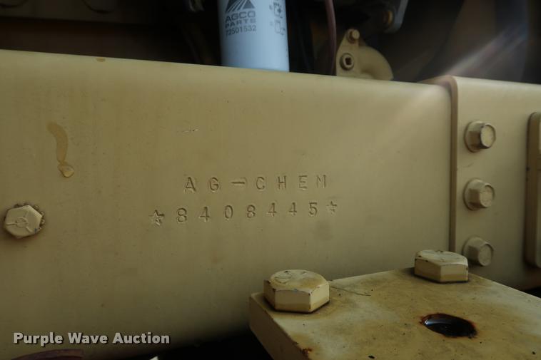 image for item BV9169 1995 Ag-Chem RoGator 844 self-propelled sprayer