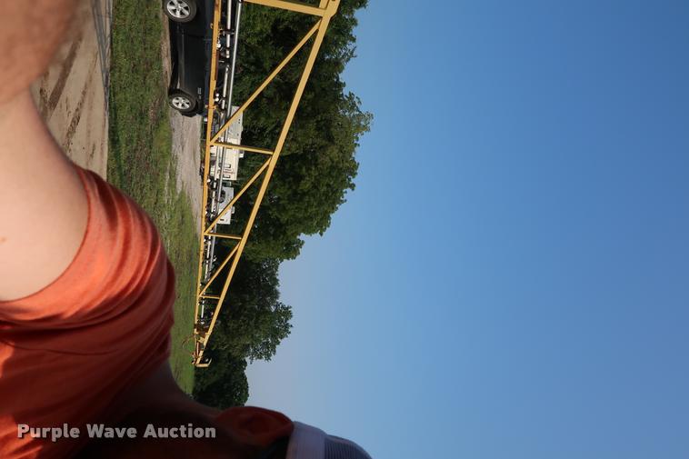 image for item BV9169 1995 Ag-Chem RoGator 844 self-propelled sprayer