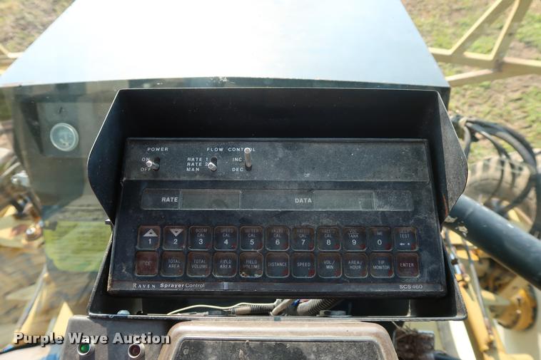 image for item BV9169 1995 Ag-Chem RoGator 844 self-propelled sprayer