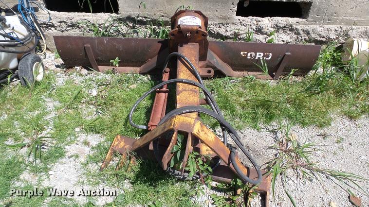 image for item DA1211 Ford 786A blade