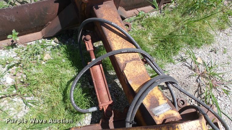 image for item DA1211 Ford 786A blade