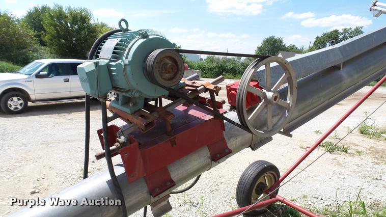 image for item DA1212 Hutchinson grain auger