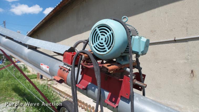 image for item DA1212 Hutchinson grain auger