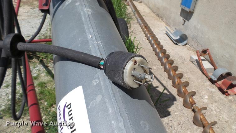 image for item DA1212 Hutchinson grain auger