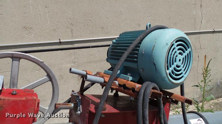 image for item DA1212 Hutchinson grain auger