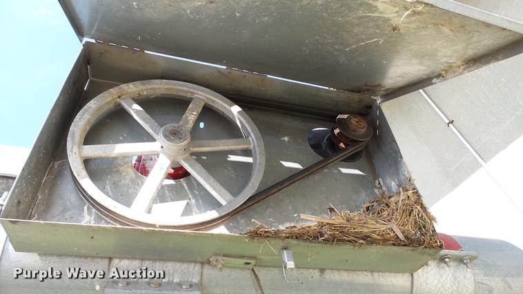 image for item DA1213 Hutchinson grain auger