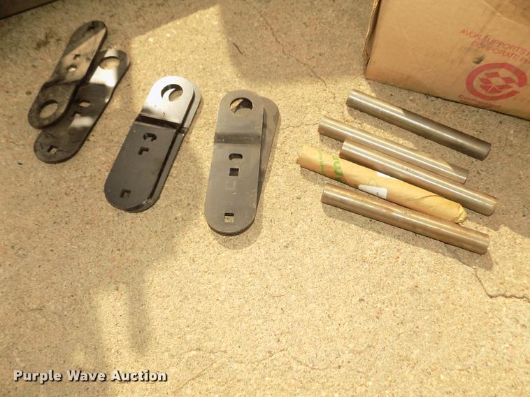 image for item DA3075 1996 White 6106 split row no-till planter