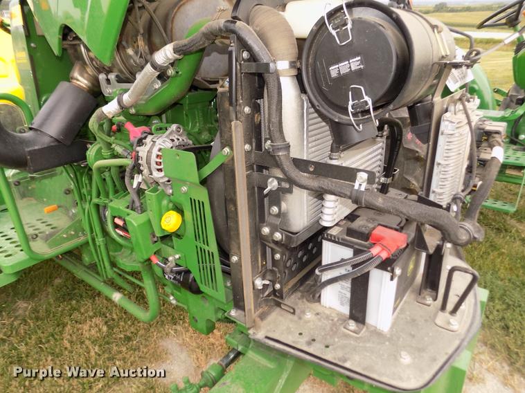 image for item DA3078 2016 John Deere 5045E tractor