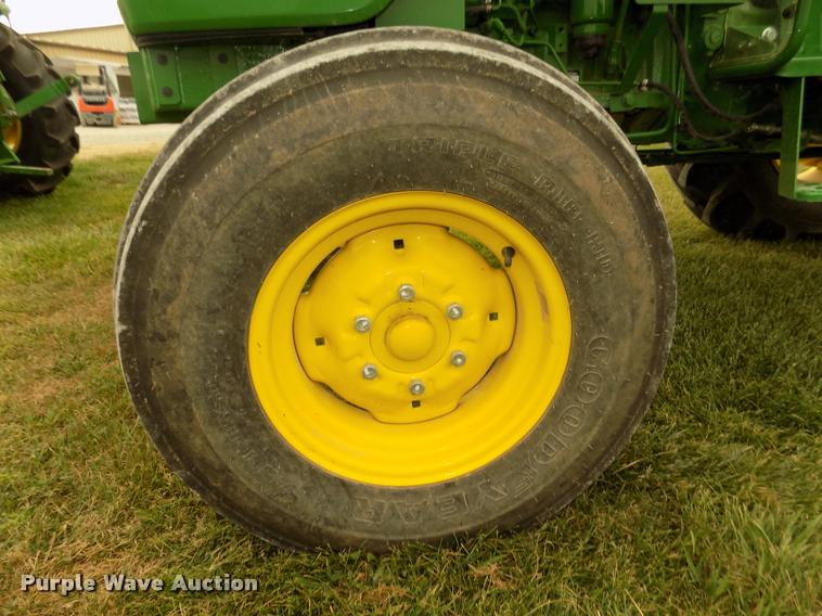 image for item DA3078 2016 John Deere 5045E tractor