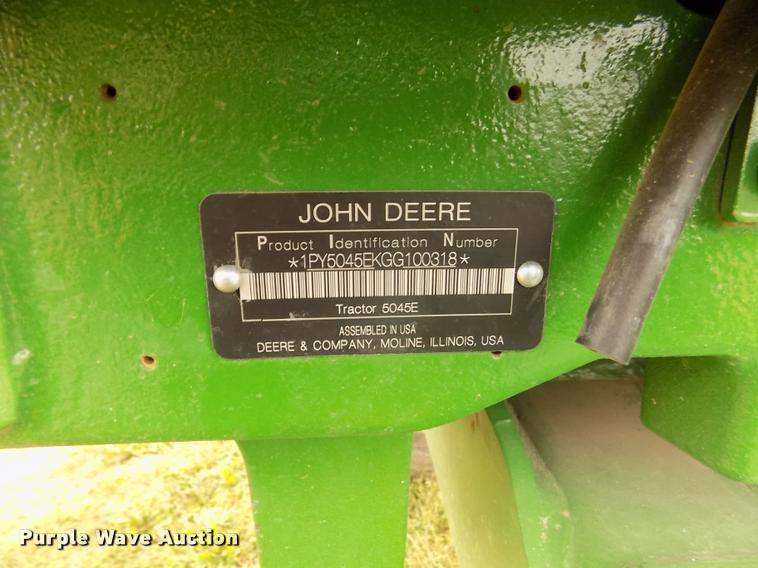 image for item DA3078 2016 John Deere 5045E tractor