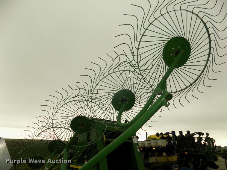 image for item DA3080 Frontier WR1012 hay rake