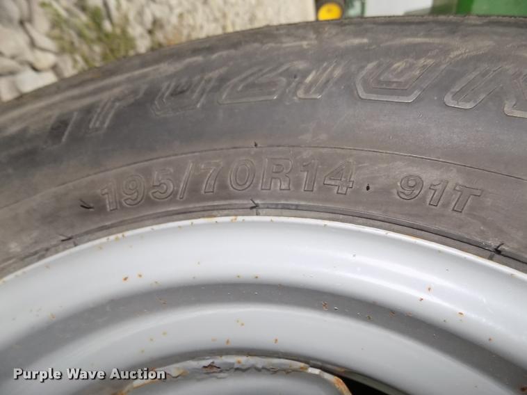 image for item DA3080 Frontier WR1012 hay rake