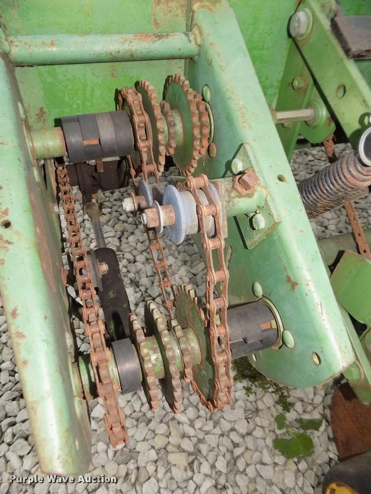 image for item DA3081 John Deere 7000 planter
