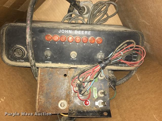 image for item DA3081 John Deere 7000 planter