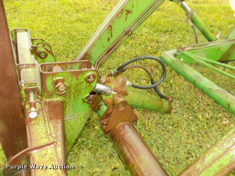 image for item DA3082 John Deere 48 loader with forklift/boom attachment