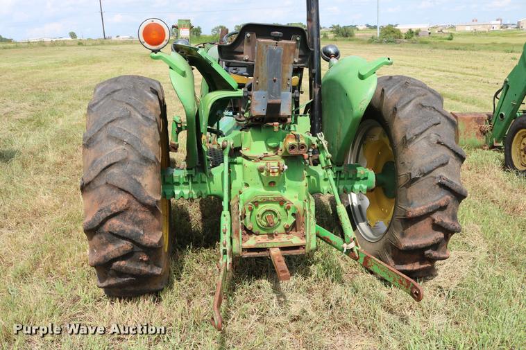 image for item DA6841 1984 John Deere 2150 tractor