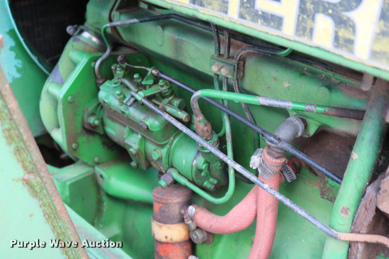 image for item DA6841 1984 John Deere 2150 tractor