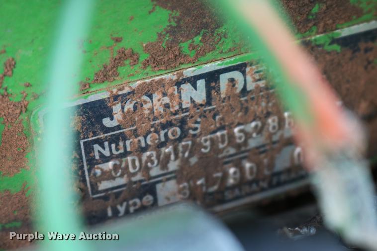 image for item DA6841 1984 John Deere 2150 tractor