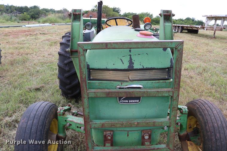 image for item DA6841 1984 John Deere 2150 tractor