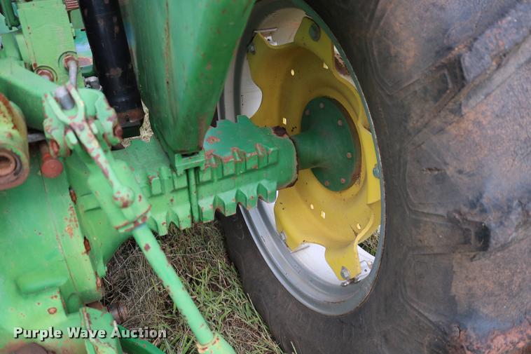 image for item DA6841 1984 John Deere 2150 tractor