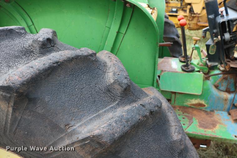 image for item DA6841 1984 John Deere 2150 tractor