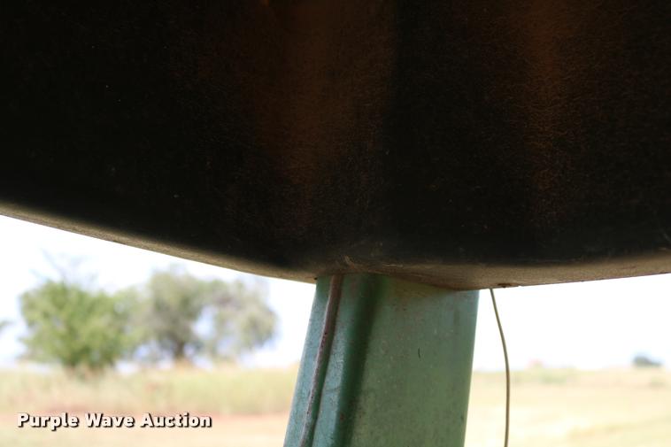 image for item DA6843 1985 John Deere 1450 tractor