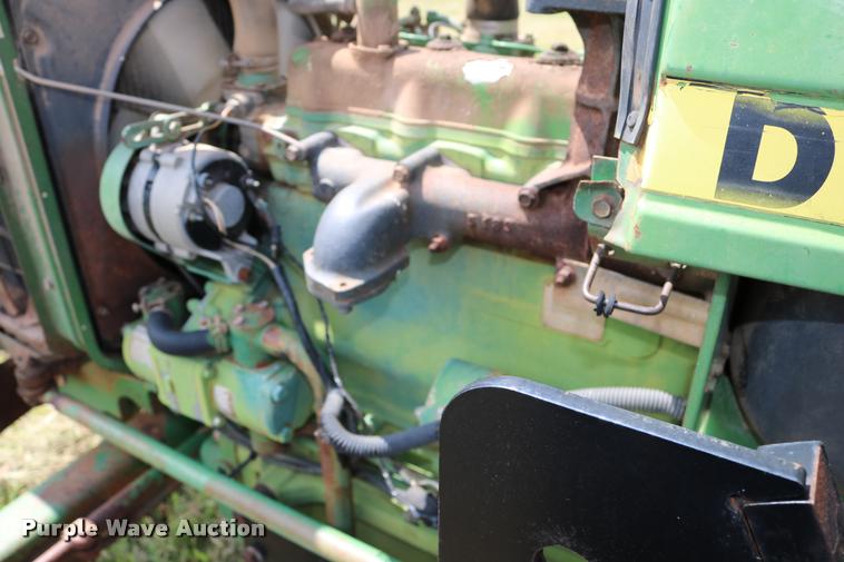 image for item DA6843 1985 John Deere 1450 tractor