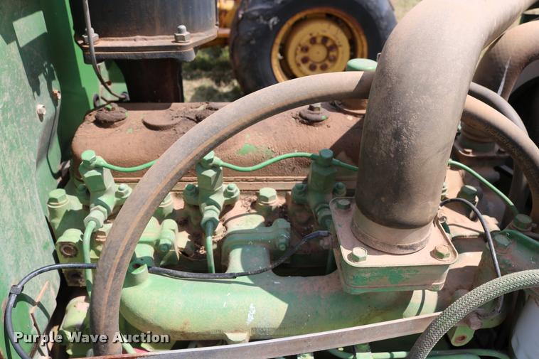 image for item DA6843 1985 John Deere 1450 tractor