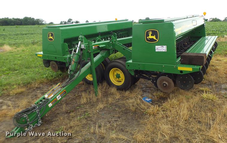 image for item DB1366 2013 John Deere 455 grain drill