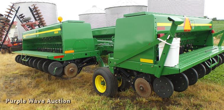 image for item DB1366 2013 John Deere 455 grain drill