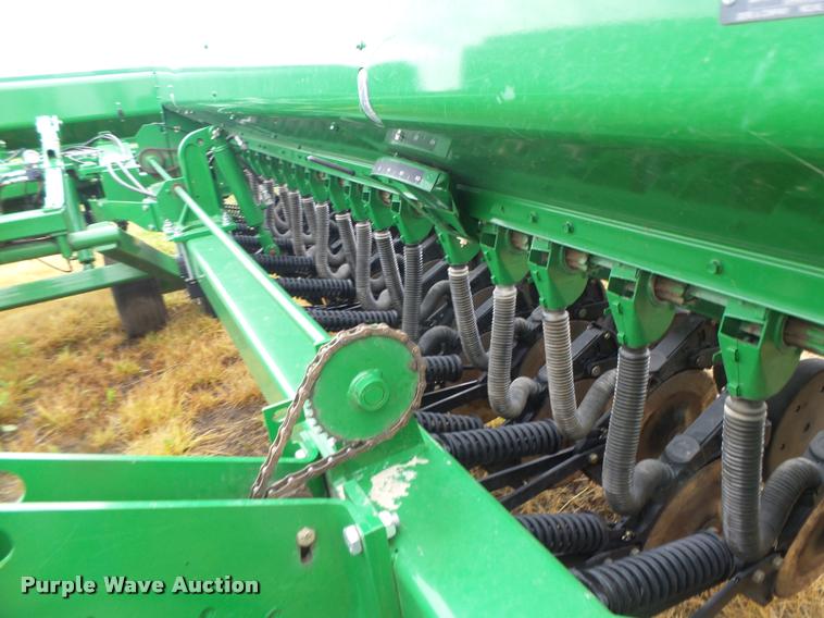 image for item DB1366 2013 John Deere 455 grain drill