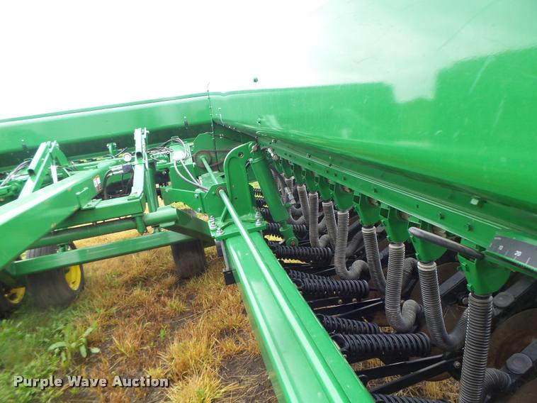 image for item DB1366 2013 John Deere 455 grain drill