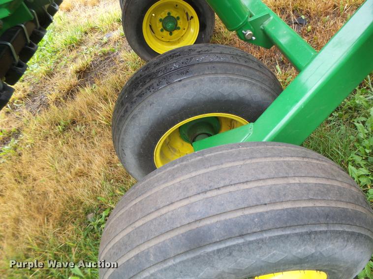 image for item DB1366 2013 John Deere 455 grain drill