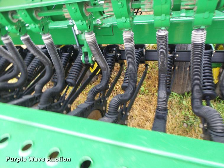 image for item DB1366 2013 John Deere 455 grain drill