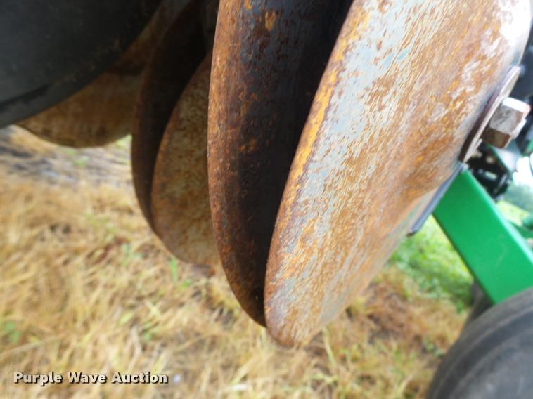 image for item DB1366 2013 John Deere 455 grain drill