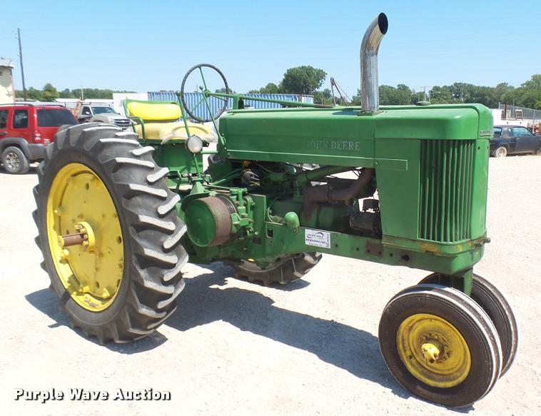 image for item DB3428 John Deere 60 tractor