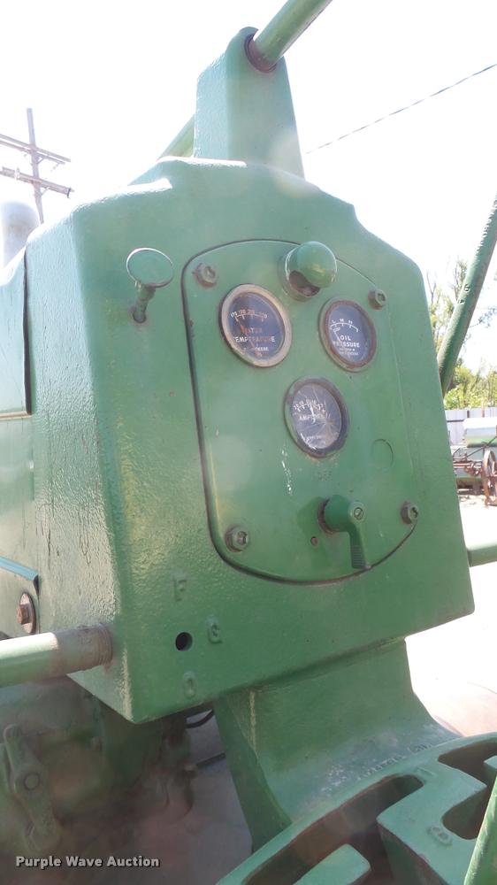 image for item DB3428 John Deere 60 tractor