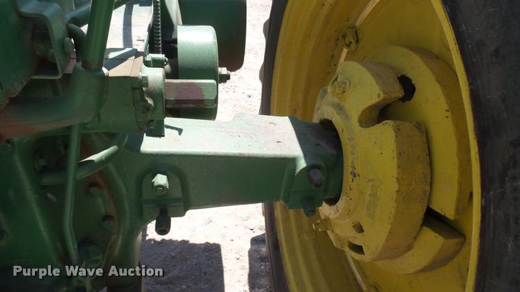 image for item DB3428 John Deere 60 tractor