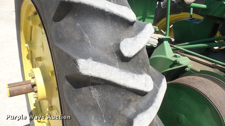 image for item DB3428 John Deere 60 tractor