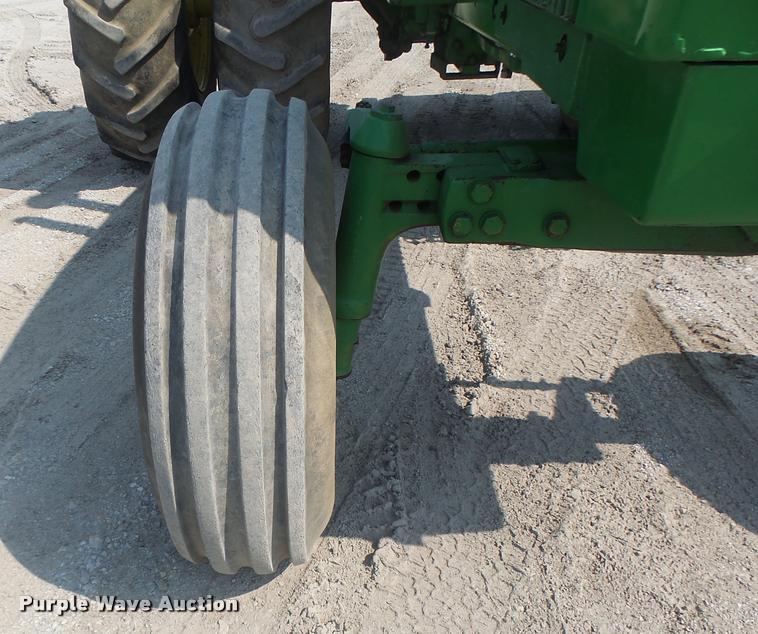 image for item DB5828 John Deere 4840 tractor